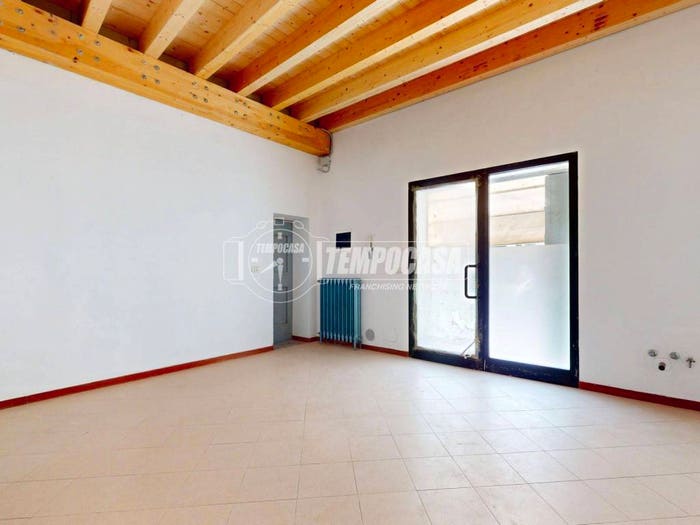 Appartamento bilocale in vendita in Via Cavarola, Centro, Marano sul Panaro
