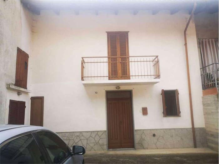Casa con 6 locali in vendita in Morra, Centro, Mombello Monferrato