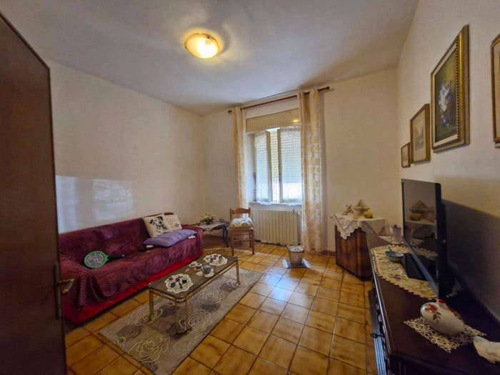 Appartamento con 5 locali in vendita in Via Giordano Bruno, Venturina, Campiglia Marittima