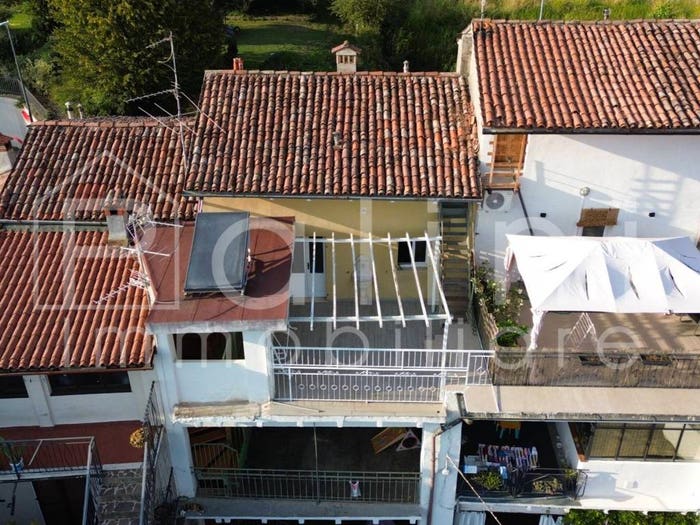 Appartamento trilocale in vendita in Via Pedenaga, Ponte Cingoli, Rodengo Saiano