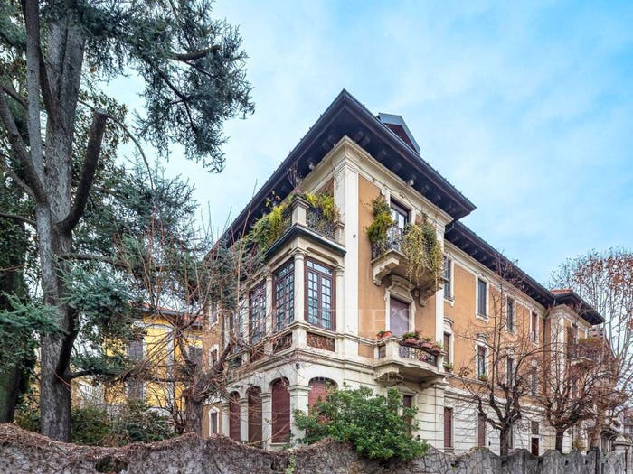 Appartamento quadrilocale in vendita in Via Giovanni Randaccio, Arco della Pace, Milano