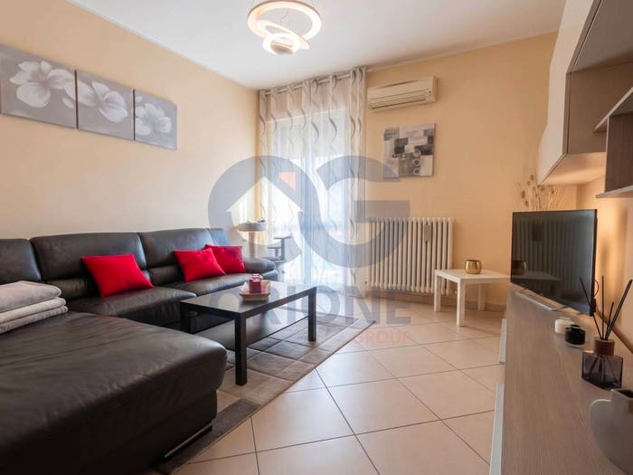 Appartamento quadrilocale in vendita in Via Alberelli, Renazzo, Cento