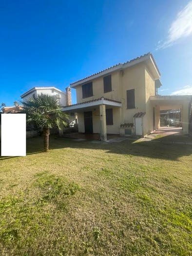 Casa quadrilocale in vendita in Villasimius