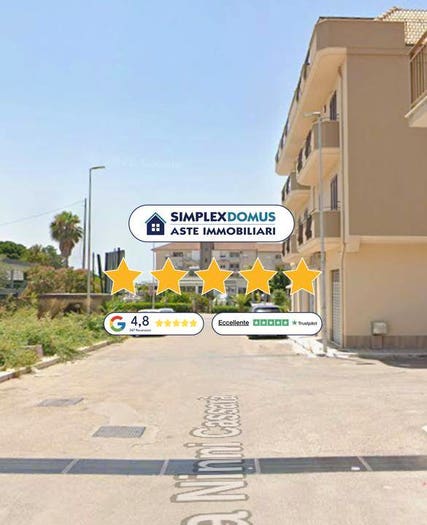 Appartamento con 6 locali in vendita in Via Ninni Cassarà, Naro