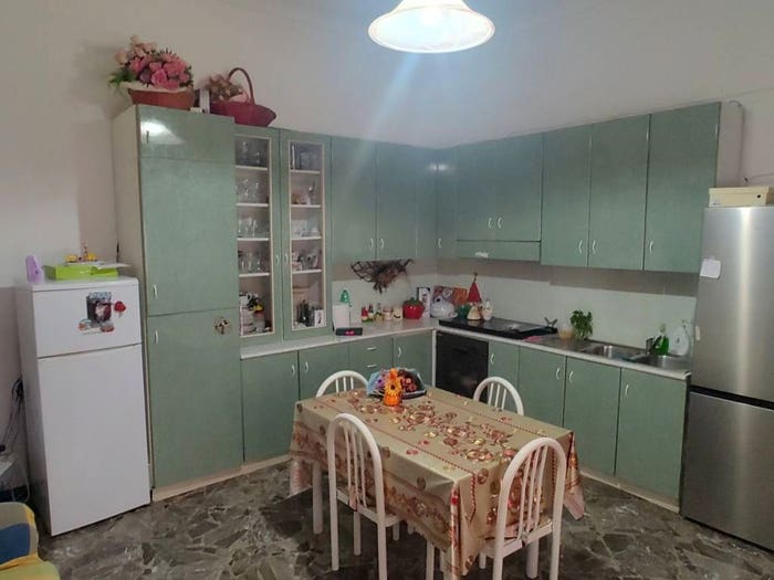 Appartamento quadrilocale in vendita in Via Zara, PresicceAcquarica