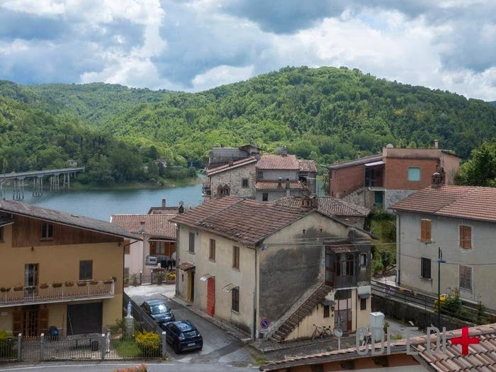 Appartamento bilocale in vendita in Viale del Lago, Fiumata, Petrella Salto
