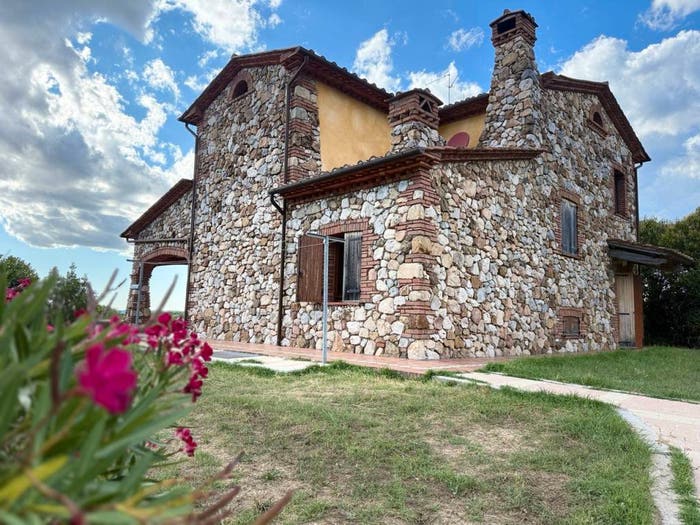 Casa con 6 locali in vendita in Strada Vicinale del Poderino, Gavorrano