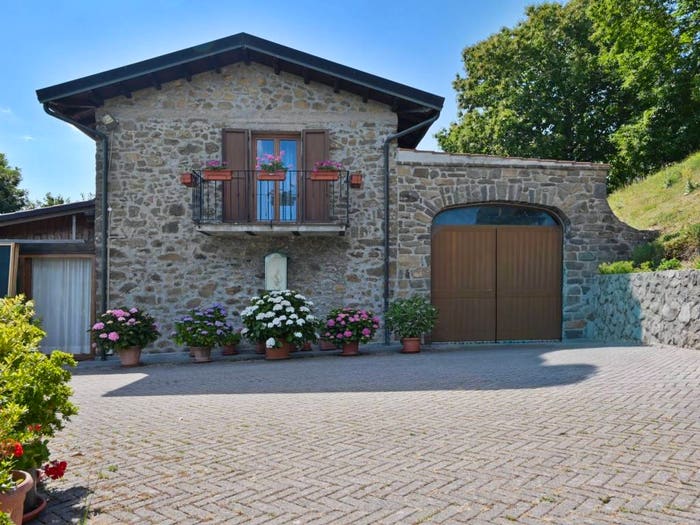 Casa quadrilocale in vendita in Località Palazzina, Barga