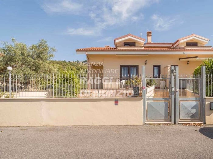 Casa con 5 locali in vendita in delle Calcare, Centro, Rocca di Papa