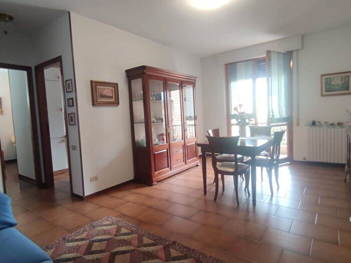 Appartamento quadrilocale in vendita in Via Urbino, Tombaccia, Pesaro