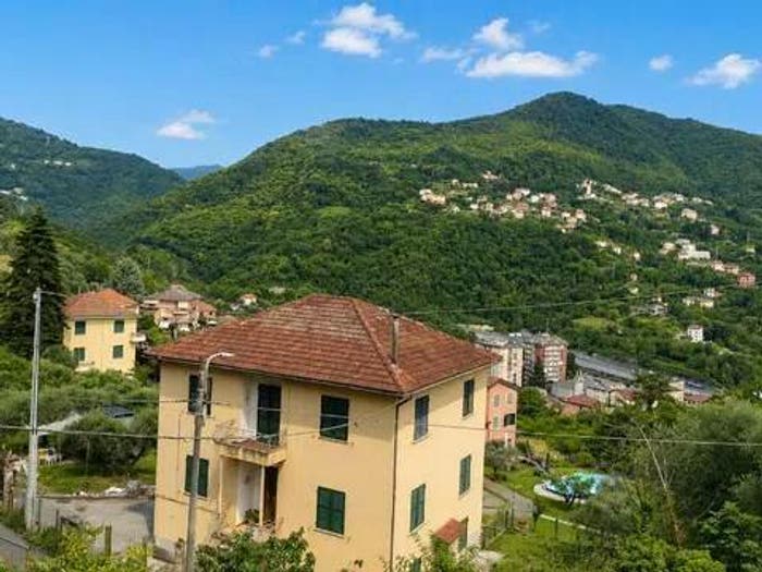 Appartamento trilocale in vendita in Via Giovanni Trossarelli B, Struppa, Genova