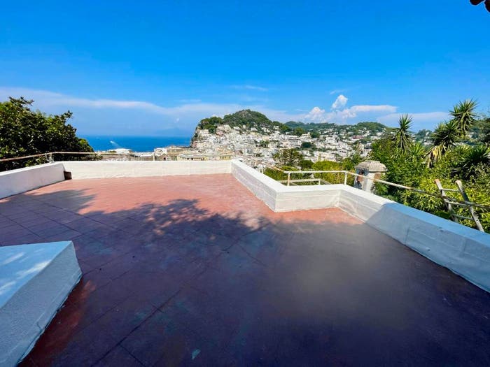 Casa con 6 locali in vendita in Via Castello, Centro, Capri