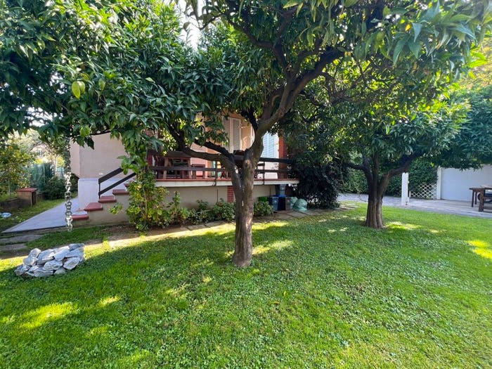Casa con 6 locali in vendita in Piazza della Liberazione, Centro, Massa