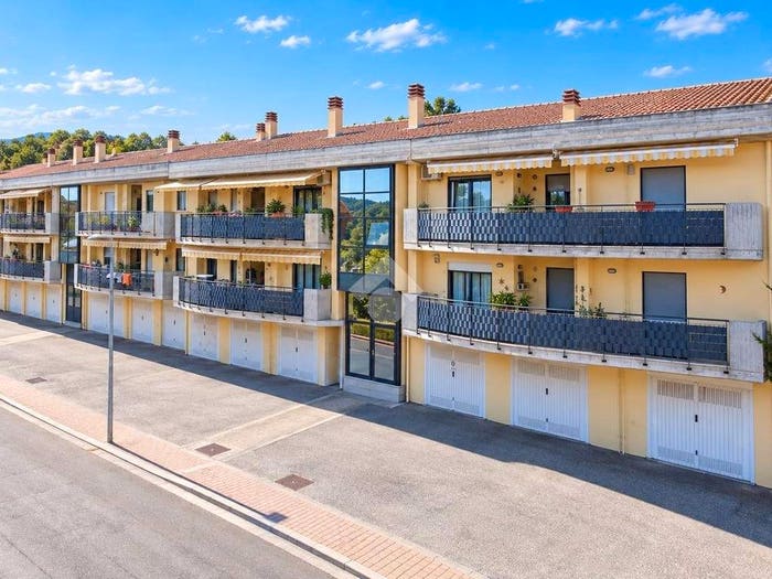 Appartamento quadrilocale in vendita in Via Piomba, Città Sant'Angelo