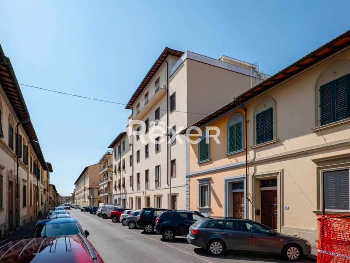 Appartamento con 5 locali in vendita in Via Niccolò da Uzzano, Gavinana, Firenze
