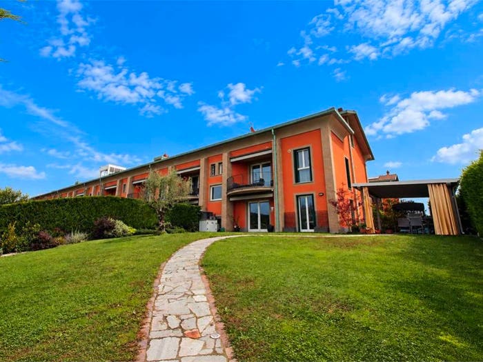 Appartamento trilocale in vendita in Via Cascina Borella, Ornago