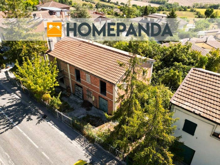 Appartamento con 6 locali in vendita in Via Orti, Centro, Belvedere Ostrense