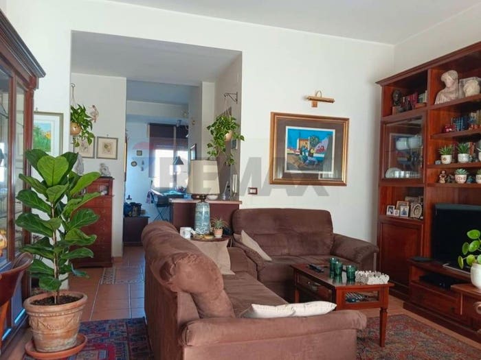 Appartamento con 5 locali in vendita in Via Libertà, Centro, Enna