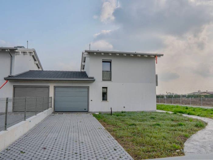 Casa con 5 locali in vendita in Via Grande, Cassola