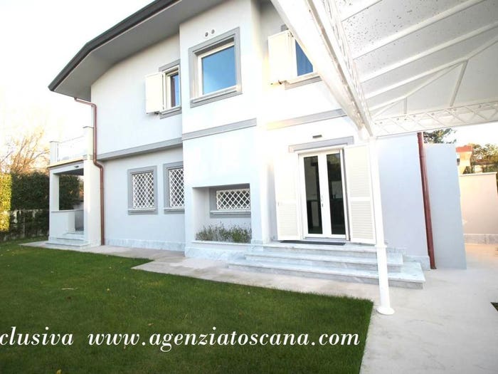 Casa con 6 locali in vendita in Centro, Forte dei Marmi