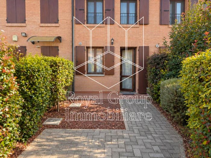 Casa trilocale in vendita in Via Muroni, Noceto