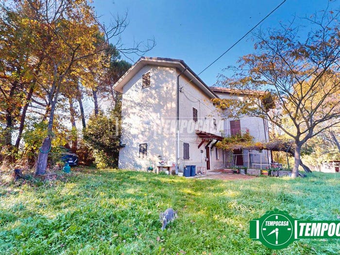 Casa con 5 locali in vendita in Strada Comunale Pianomoglie, Tagliolo Monferrato
