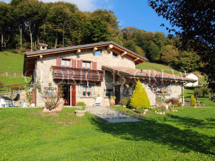 Casa con 5 locali in vendita in Località Pozzuolo, Pasturo