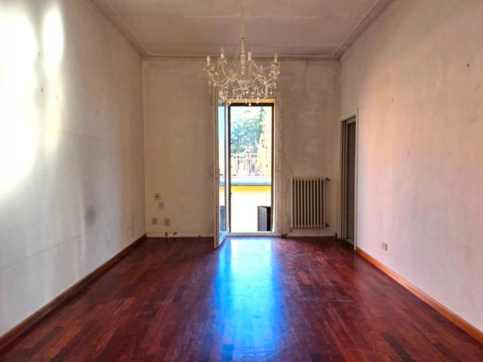 Appartamento con 6 locali in vendita in Villa Severi Cappuccini, Arezzo