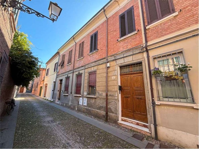 Casa con 6 locali in vendita in Via del Mellone A, Santa Maria in Vado, Ferrara