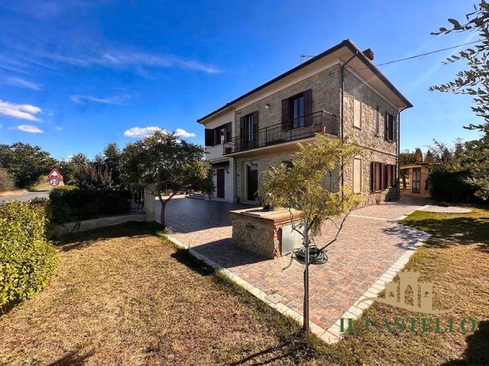 Casa con 6 locali in vendita in Via Lazio, San Fatucchio, Castiglione del Lago