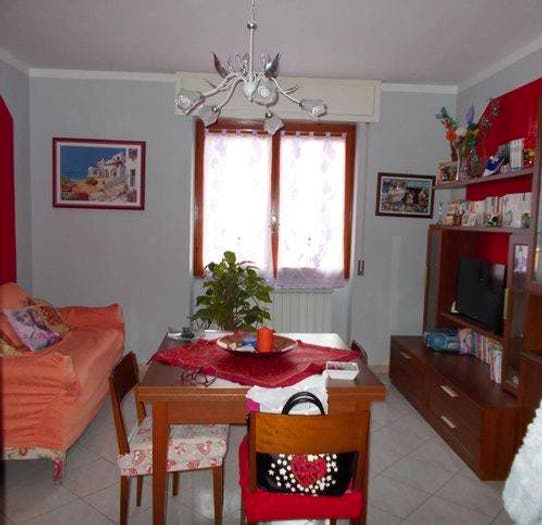 Appartamento trilocale in vendita in Via Broni, Centro, Broni
