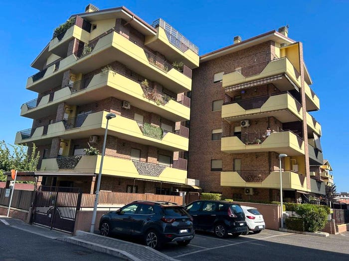 Appartamento bilocale in vendita in Via Caltanissetta, Semicentro, Aprilia