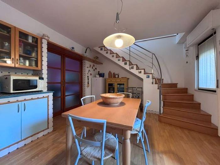 Appartamento con 6 locali in vendita in Via Famiglia Carota, Colle del Telegrafo Colle Scorrano, Pescara
