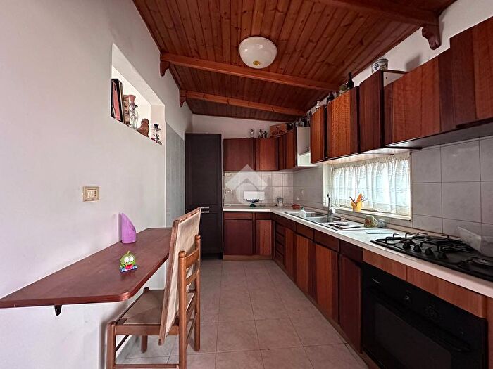 Casa con 6 locali in vendita in Via Maddaloni, Alcamo