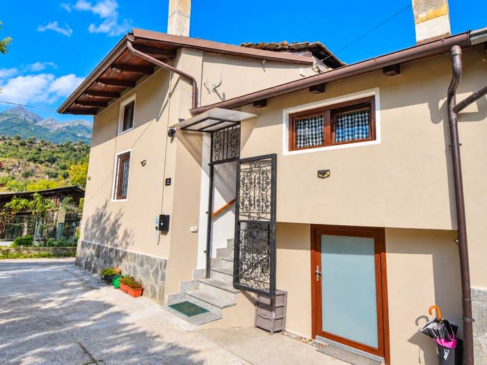 Casa trilocale in vendita in Via Gillo, Mattie