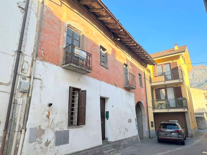 Appartamento trilocale in vendita in Via Carlo Carli, San Giorio, San Giorio di Susa