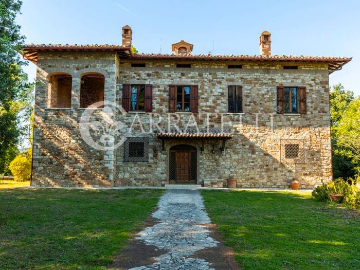Casa con 6 locali in vendita in SP, Todi