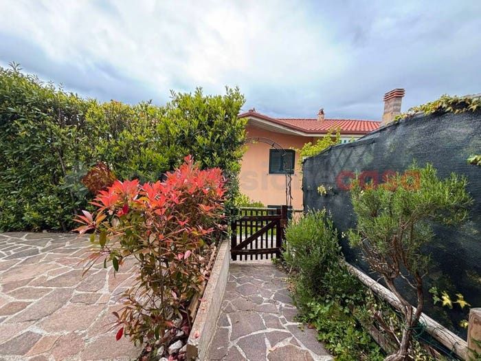 Casa trilocale in vendita in Via Olmo A, Centro, Castelpetroso