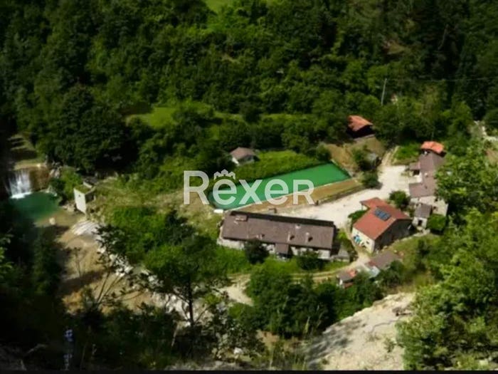 Casa con 6 locali in vendita in Via Mulino di Culmolle, Bagno di Romagna
