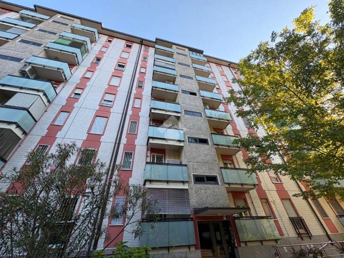 Appartamento bilocale in vendita in Via Enrico Falck, Gallaratese, Milano
