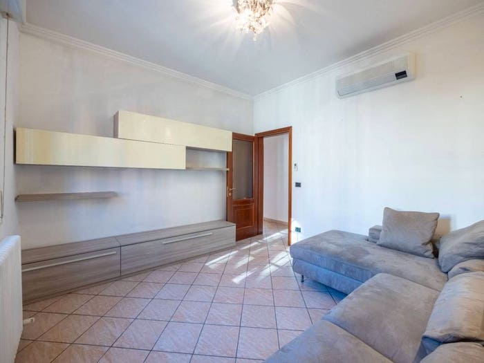 Appartamento quadrilocale in vendita in Via Antonio di Vincenzo, Bolognina, Bologna