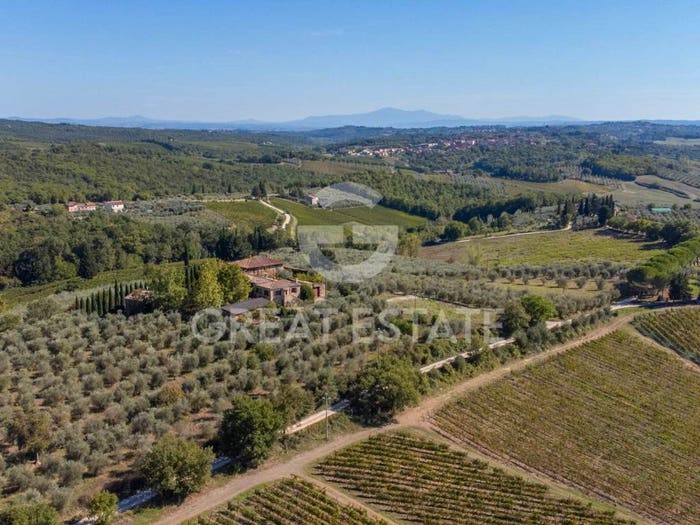 Casa con 6 locali in vendita in Strada della Magione, Monteriggioni
