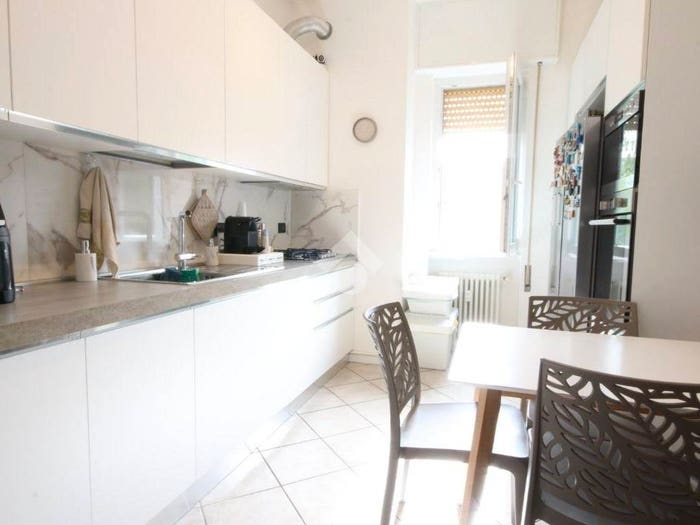Appartamento trilocale in vendita in Via alla Cava, Monte Olimpino, Como