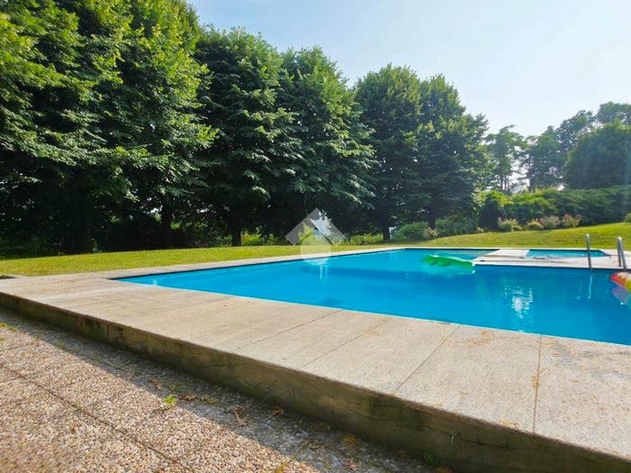 Casa con 6 locali in vendita in Strada rossina, San Genesio, Castagneto Po