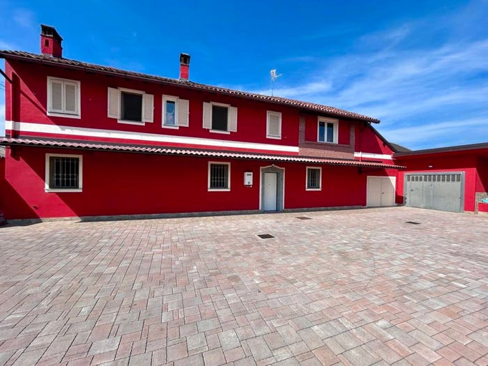 Casa con 5 locali in vendita in via biagio canevari, Centro, Dorno