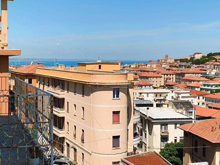 Appartamento quadrilocale in vendita in Via Isonzo, Adriatico, Ancona