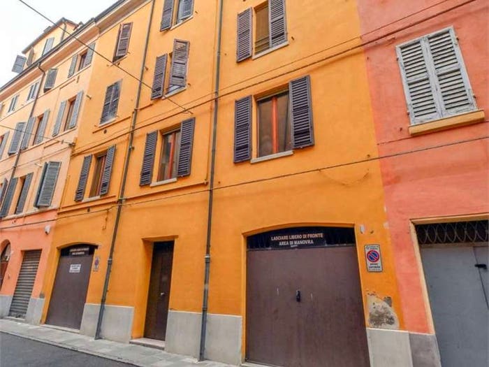 Appartamento con 5 locali in vendita in via della cerca, Centro Storico, Modena