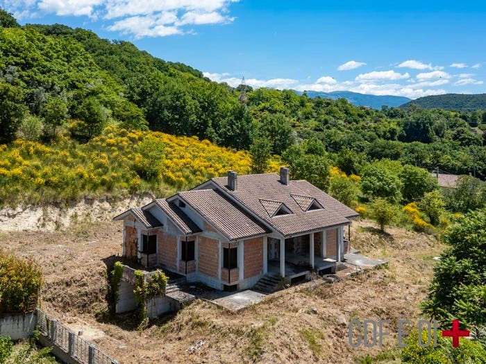 Casa con 6 locali in vendita in Via Gaetano Turilli, Rieti