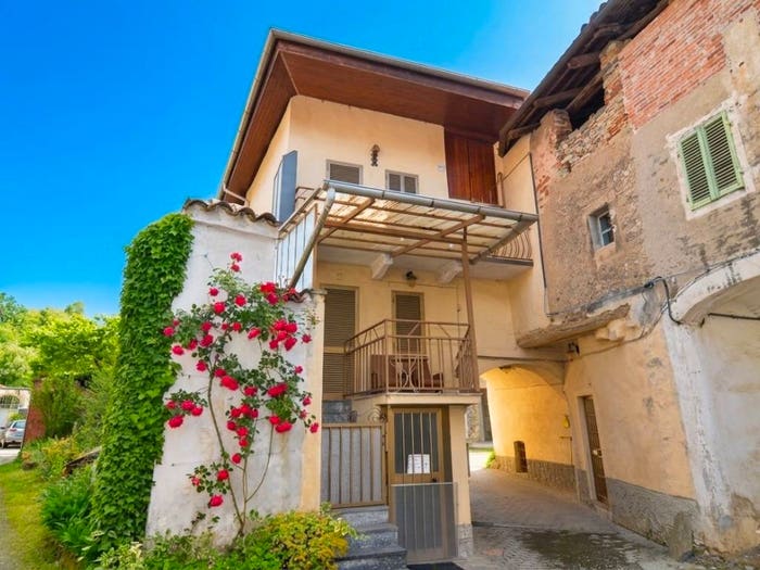 Casa con 6 locali in vendita in Via Bernardo Chiatello VCL PIAVE, Levone