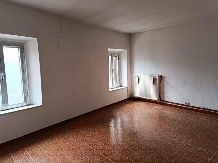Casa con 7 locali in vendita in Coreglia Antelminelli
